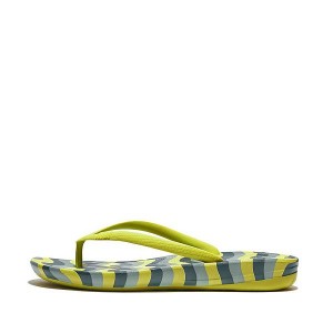 Women's FitFlop Iqushion Wave Print Ergonomic Flip Flops Light Green | 623QMBWGD