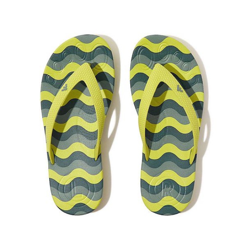 Kids' FitFlop Iqushion Junior Wave Print Ergonomic Flip Flops Light Green | 659LOJFHK