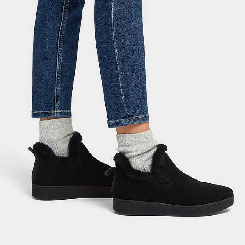 Women's FitFlop Rally Shearling Lined Suede Slip On Sneakers Black | 912FNIVGD